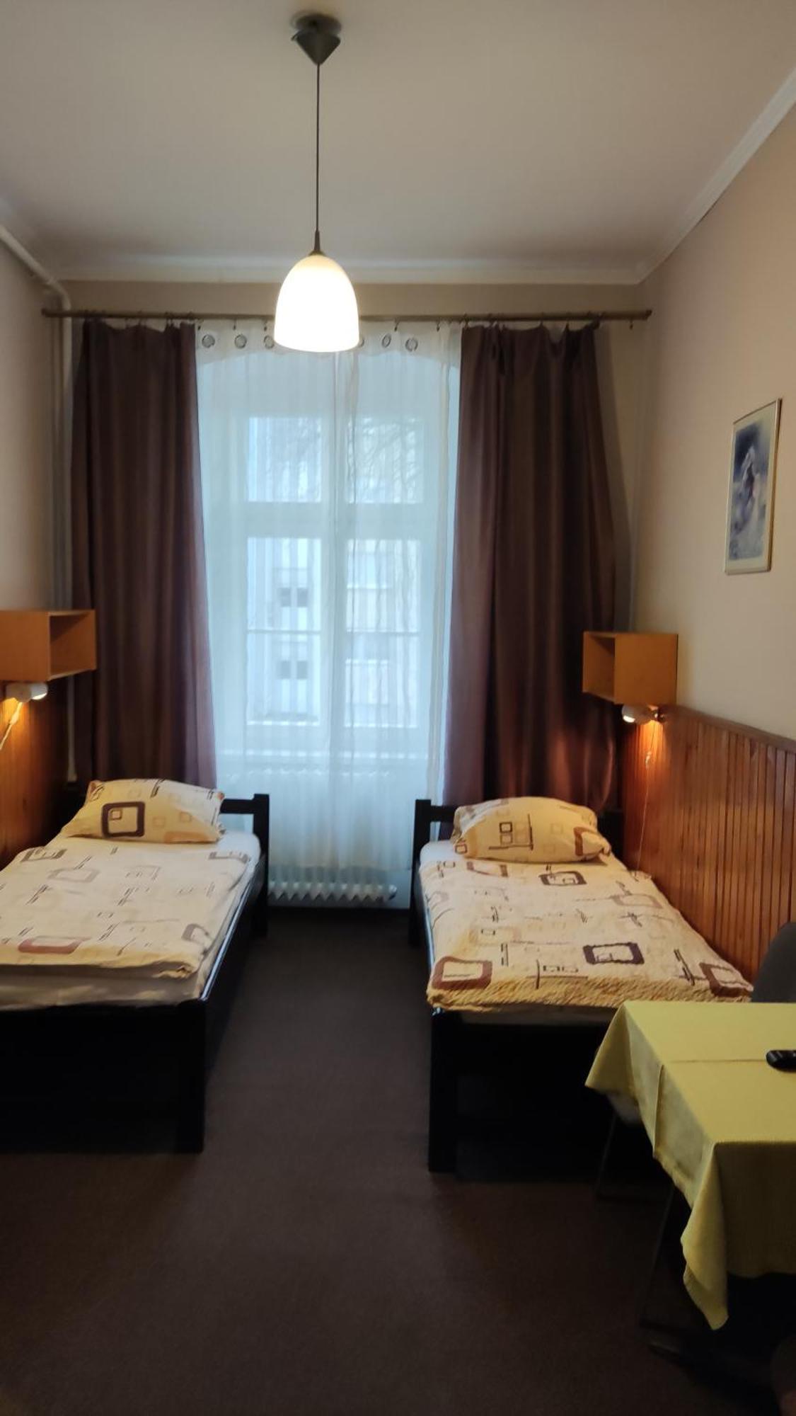 Hotel Polonia Namysłów Extérieur photo