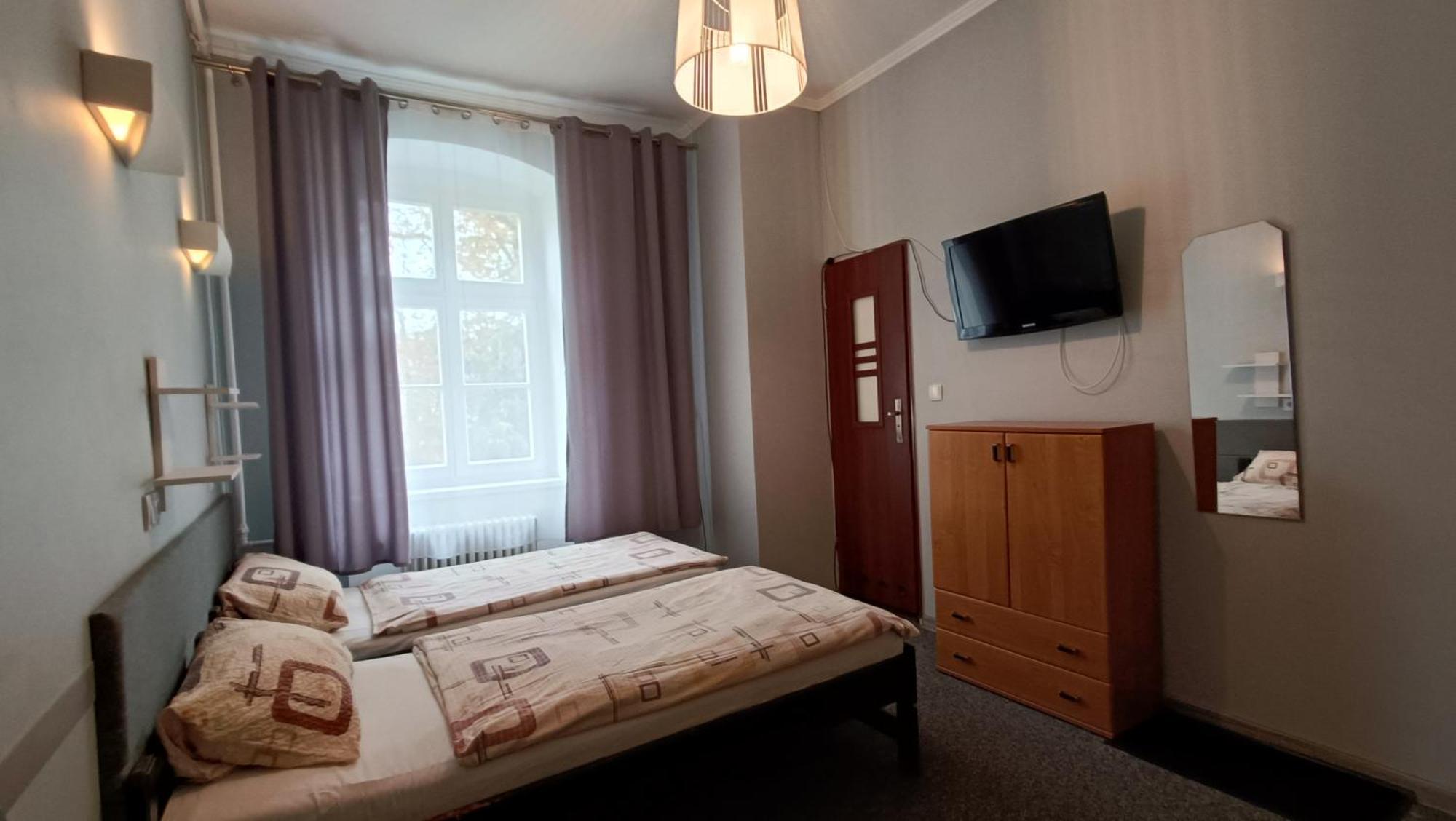 Hotel Polonia Namysłów Extérieur photo