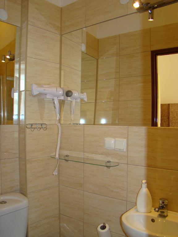 Hotel Polonia Namysłów Chambre photo