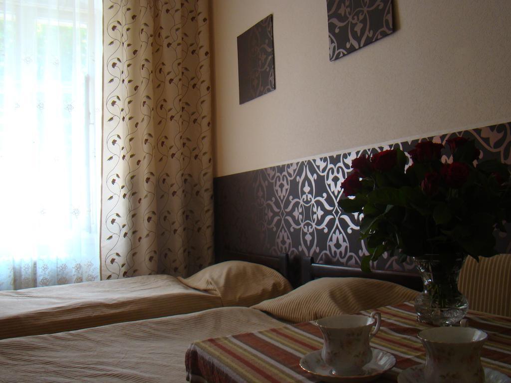 Hotel Polonia Namysłów Chambre photo