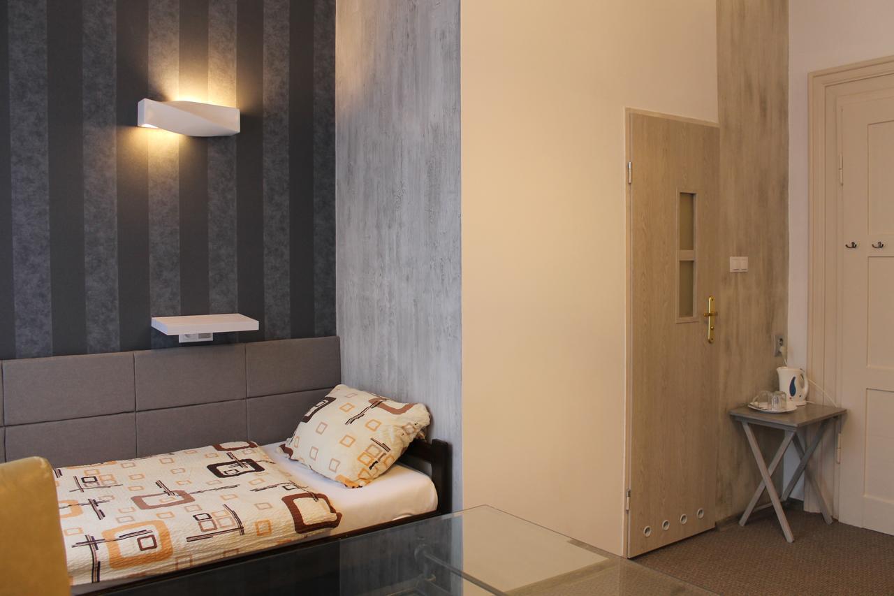 Hotel Polonia Namysłów Extérieur photo