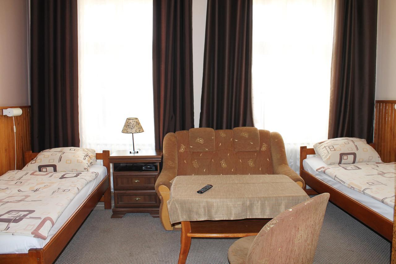 Hotel Polonia Namysłów Extérieur photo